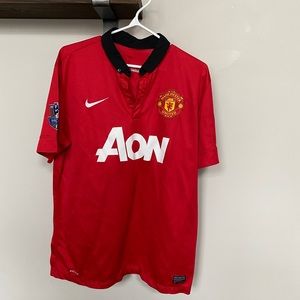 2013-14 Manchester United Home Kit